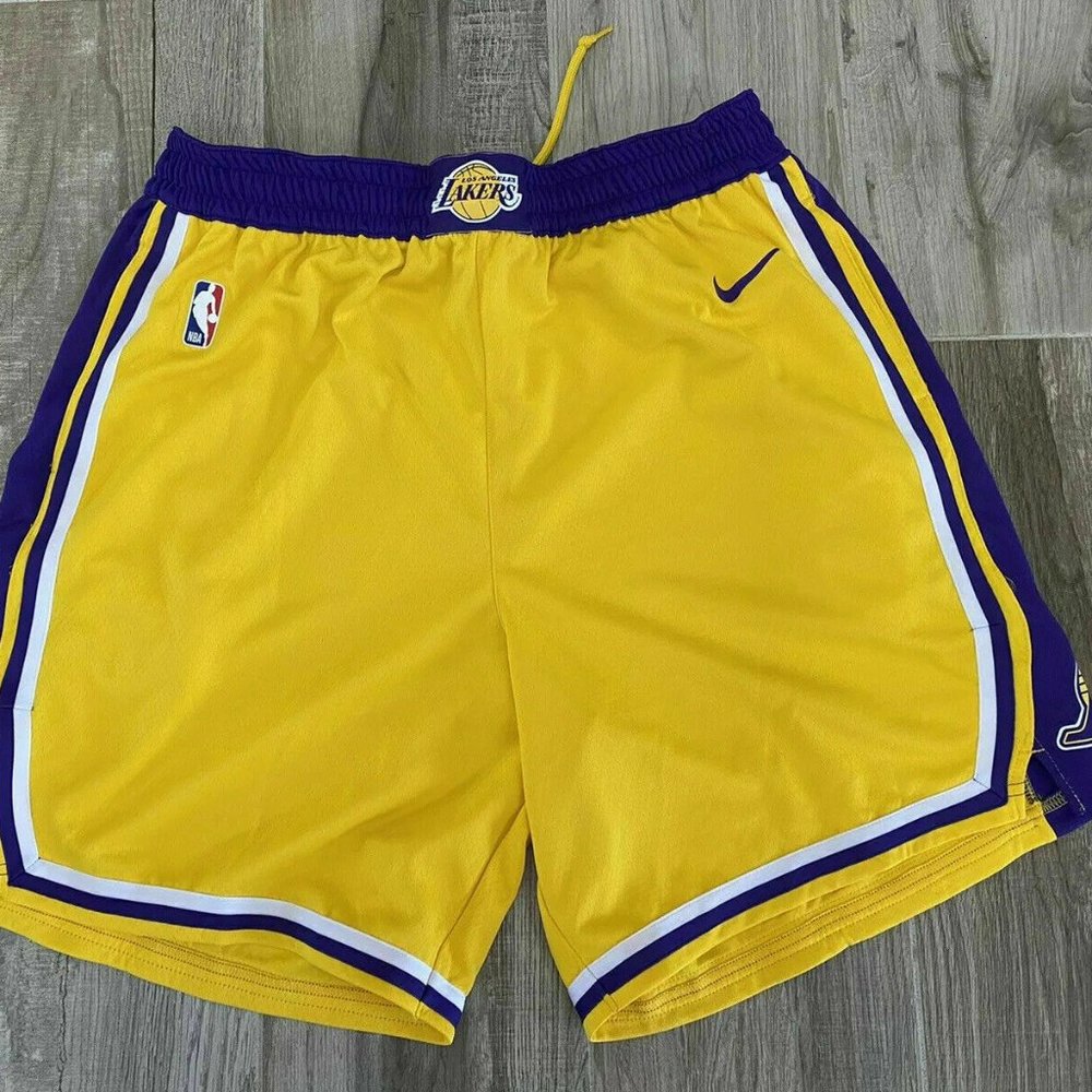 NIKE LA LAKERS HOME SWINGMAN SHORTS YELLOW SHORTS